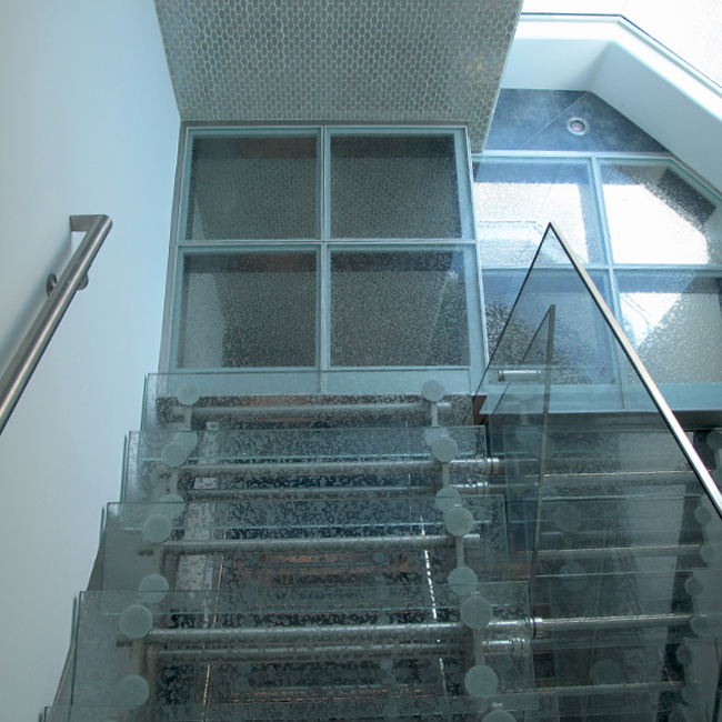 glass stairs, glass flooring