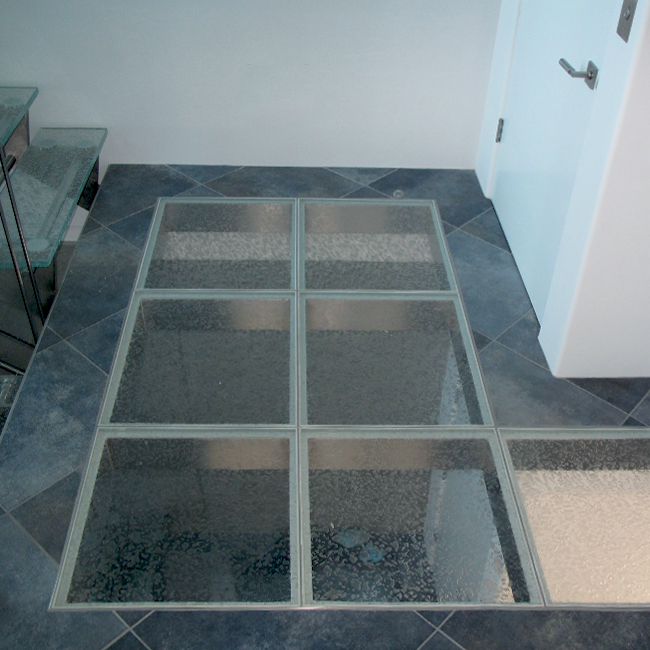 glass stairs, glass flooring